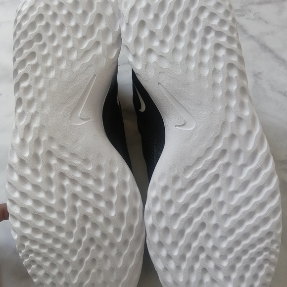 Black Nike renew size 11 - Picture 5 of 5